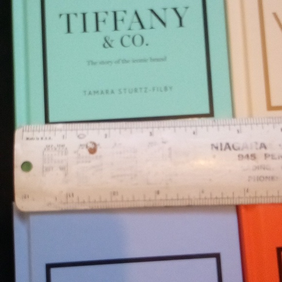 Luxury Book Collection Of 9 Ex Excellent Condition: Hardback Tiffany, LV, Hermes - Picture 4 of 12
